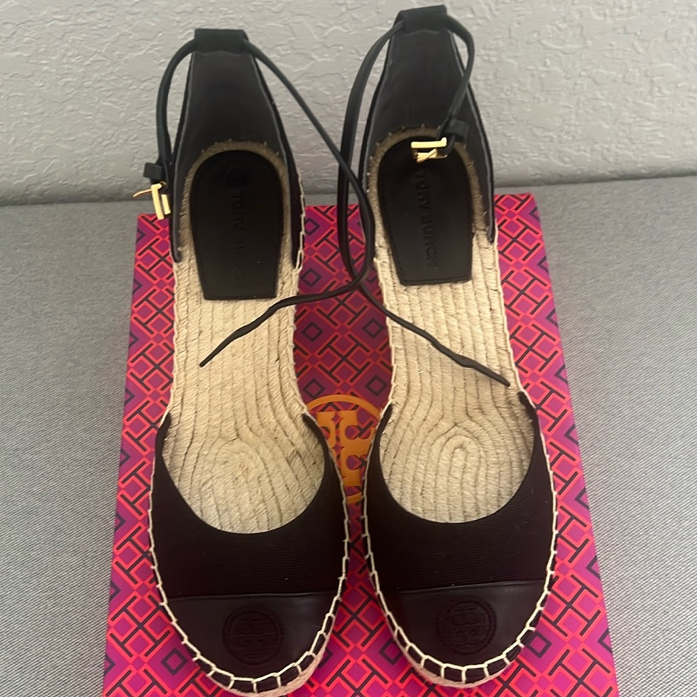 Tory Burch wedge espadrille (Brand New) 9M